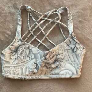 Lululemon Strappy Sports Bra - Gray